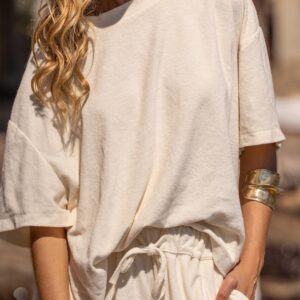 oversized beige t-shirt