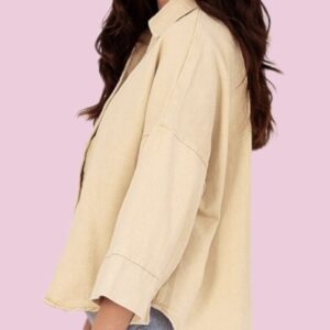 Blouse
Casual denim blouse vanille