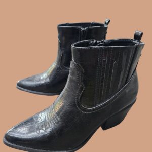 Zwarte cowboylaarzen, laklook.
