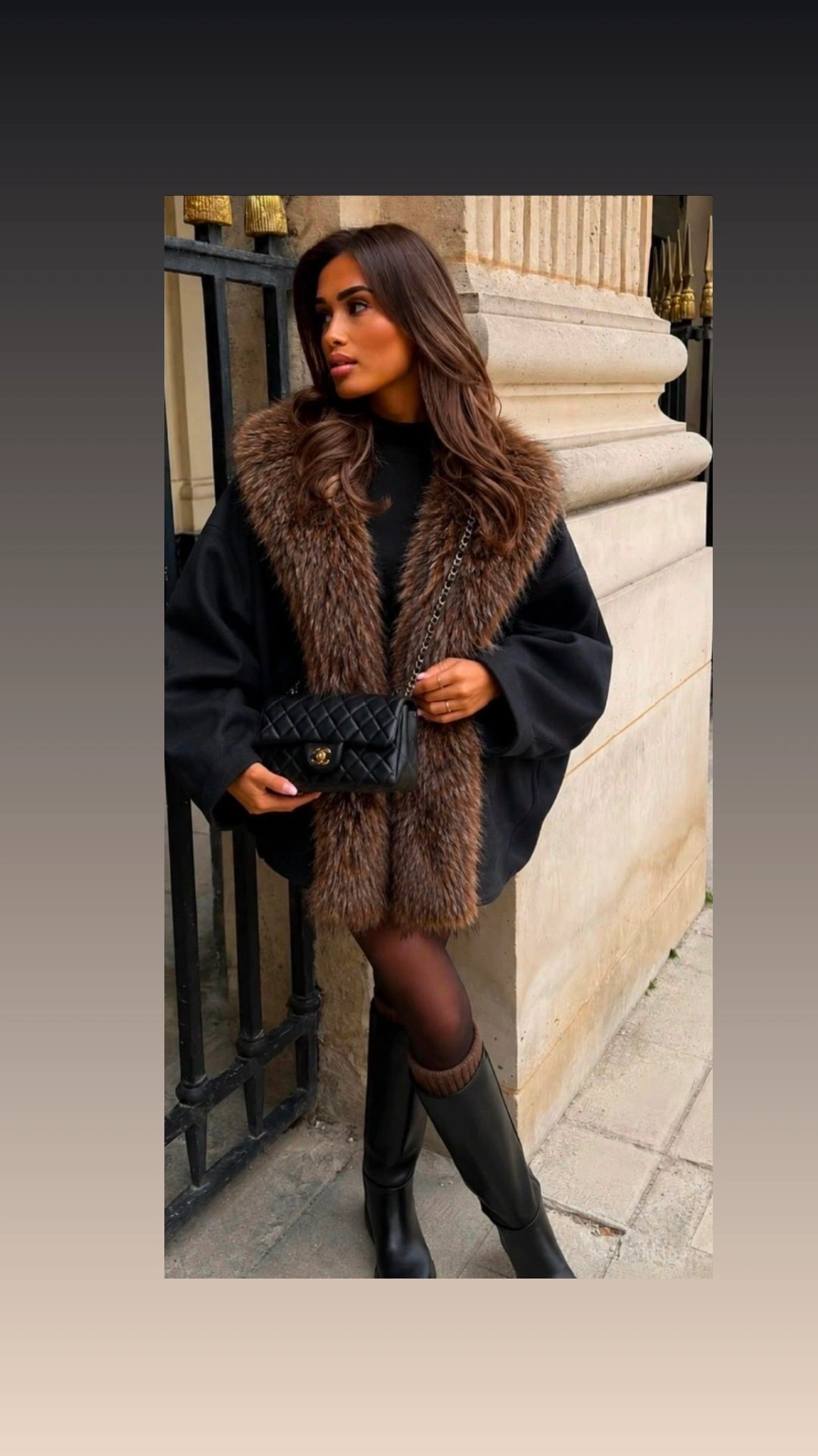 Jas: elegant en zeer soepel oversized model met faux fur kraag