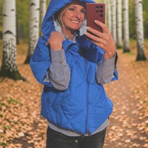 Bodywarmer in blauw met capuchon Tu