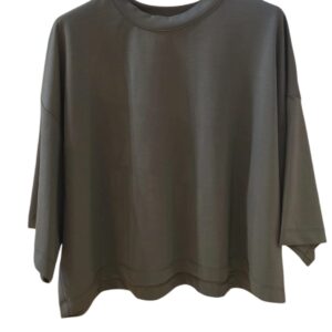 T-shirt kaki oversized model TU