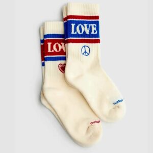 Sneakersokken peace & love in een geschenkdoos